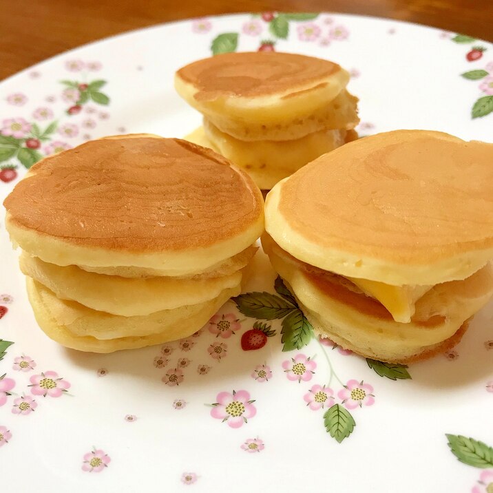 ホットケーキミックスで作るミニカスタードサンド レシピ 作り方 By 水玉模様 楽天レシピ ホットケーキミックスで作るミニカスタードサンド レシピ 作り方 By 水玉模様 楽天レシピ